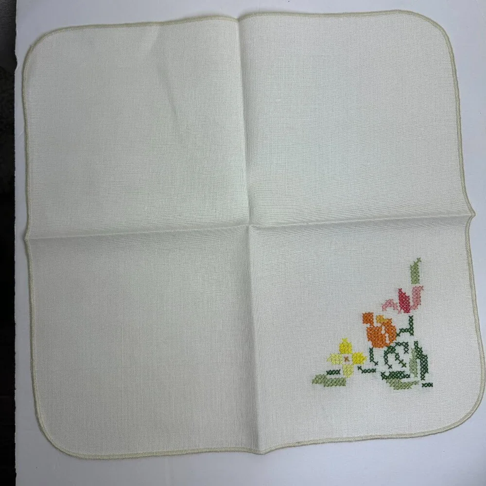 Vintage Embroidery Set 6 napkins serviette Linen 15.5